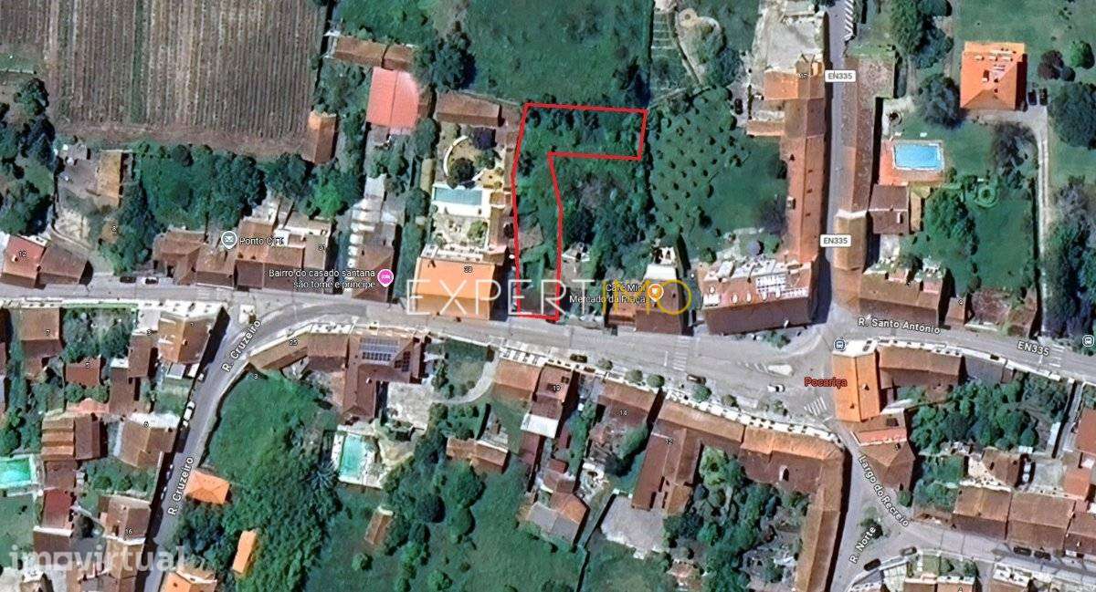 Moradia para Reabilitação Inserida em Terreno 700 m2 no Centro da... - Grande imagem: 3/22