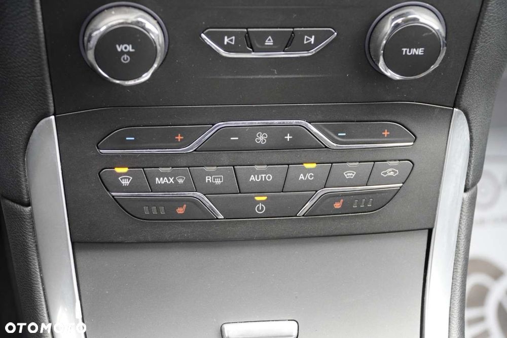 Ford S-Max 2.0 TDCi Titanium PowerShift - 14