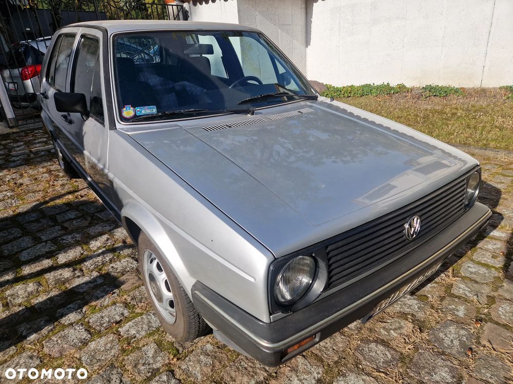 Volkswagen Golf - 4