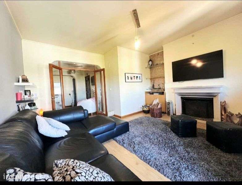 Apartamento T3 no Pragal - Grande imagem: 2/12