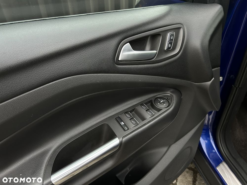 Ford Kuga 1.6 EcoBoost 2x4 SYNC - 16