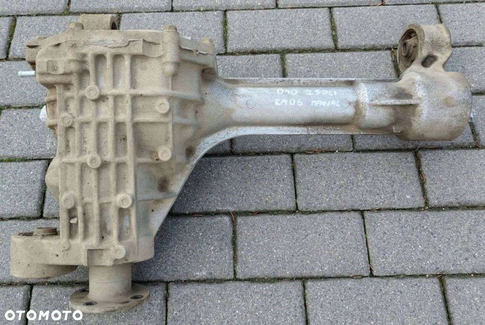 nissan navara d40 2.5 dci dyfer most przedni ea06 - 2