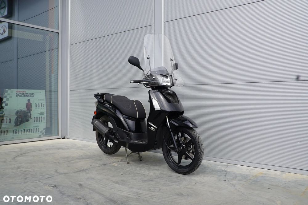 Kymco People - 6