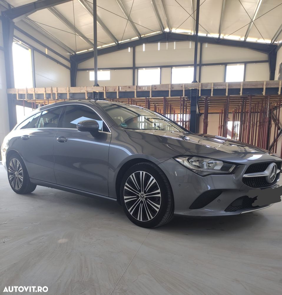 Mercedes-Benz CLA 200 d Shooting Brake 8G-DCT - 11