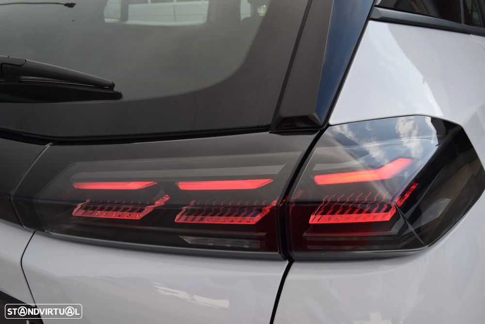 Peugeot e-2008 54 kWh Active - 8