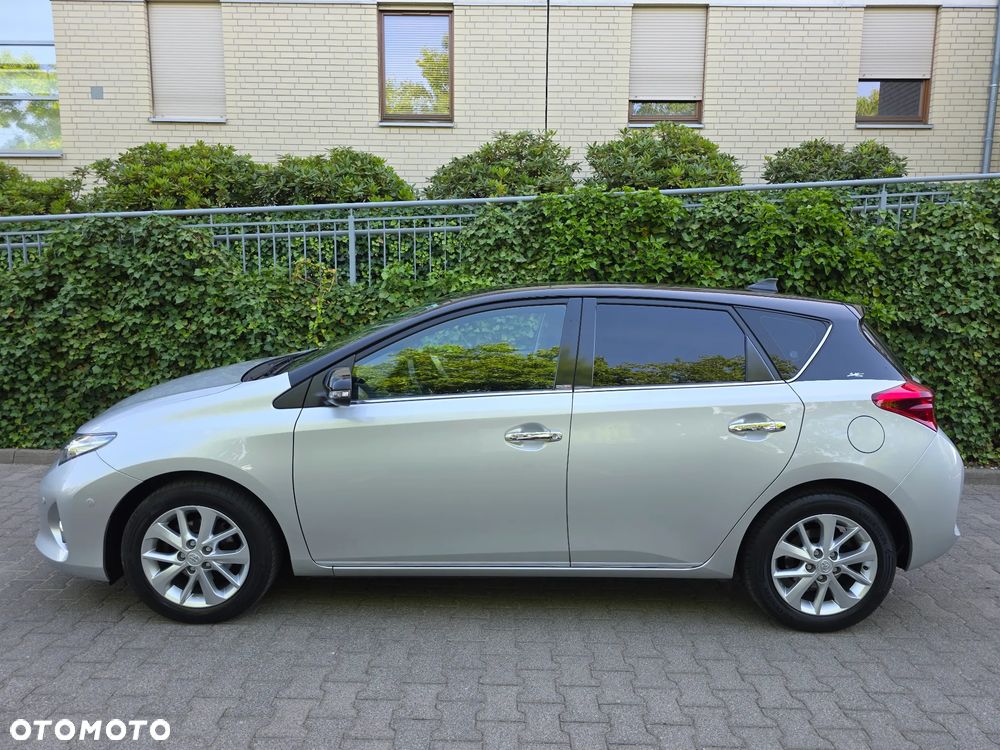 Toyota Auris - 4