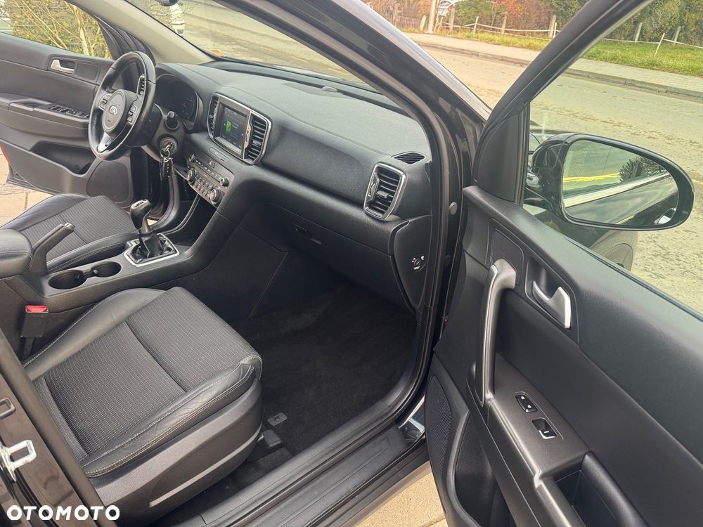 Kia Sportage 1.7 CRDI Business Line M 2WD - 25