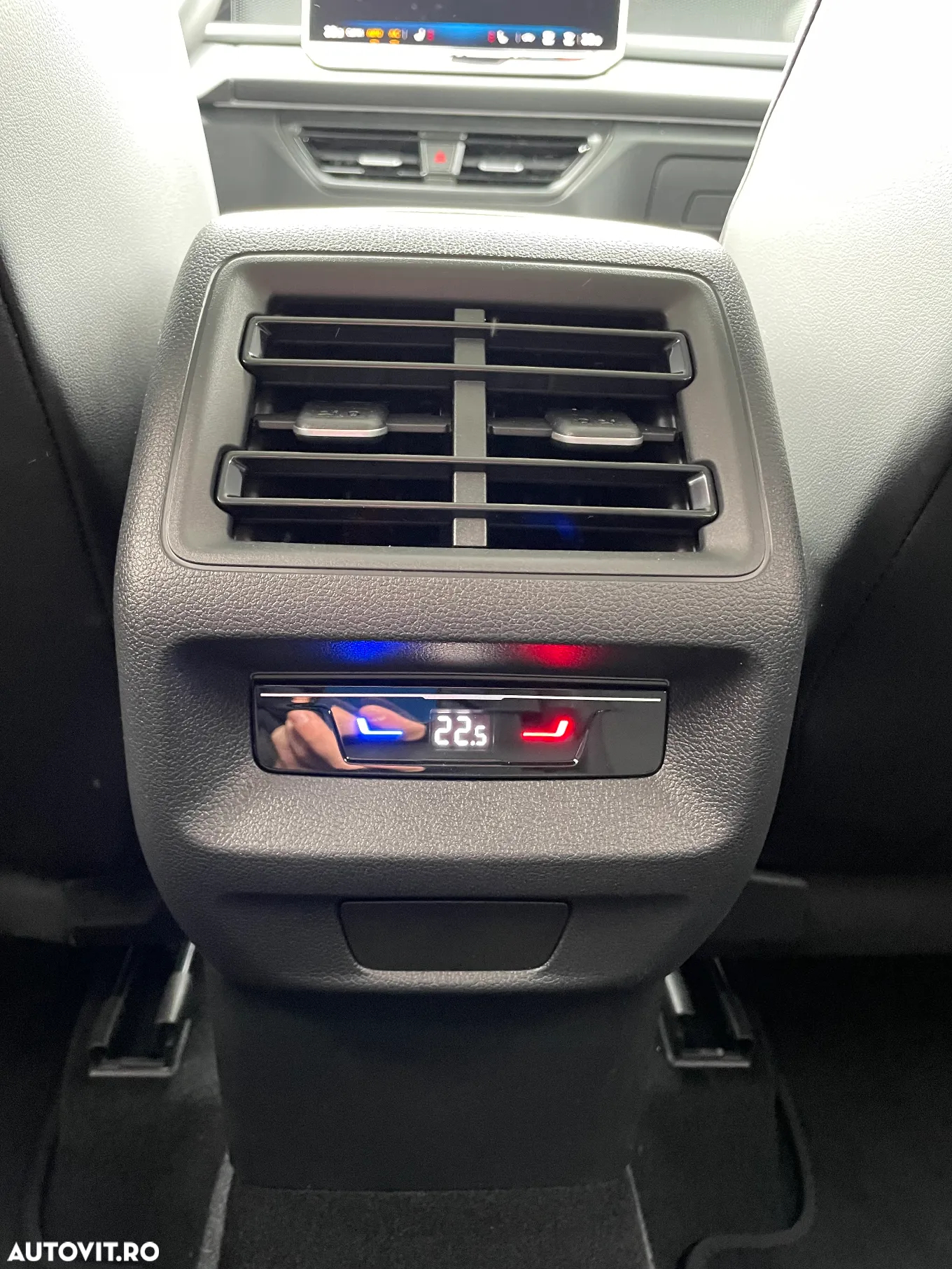 Volkswagen Tayron 1.5 eTSI DSG MHEV Life - 15