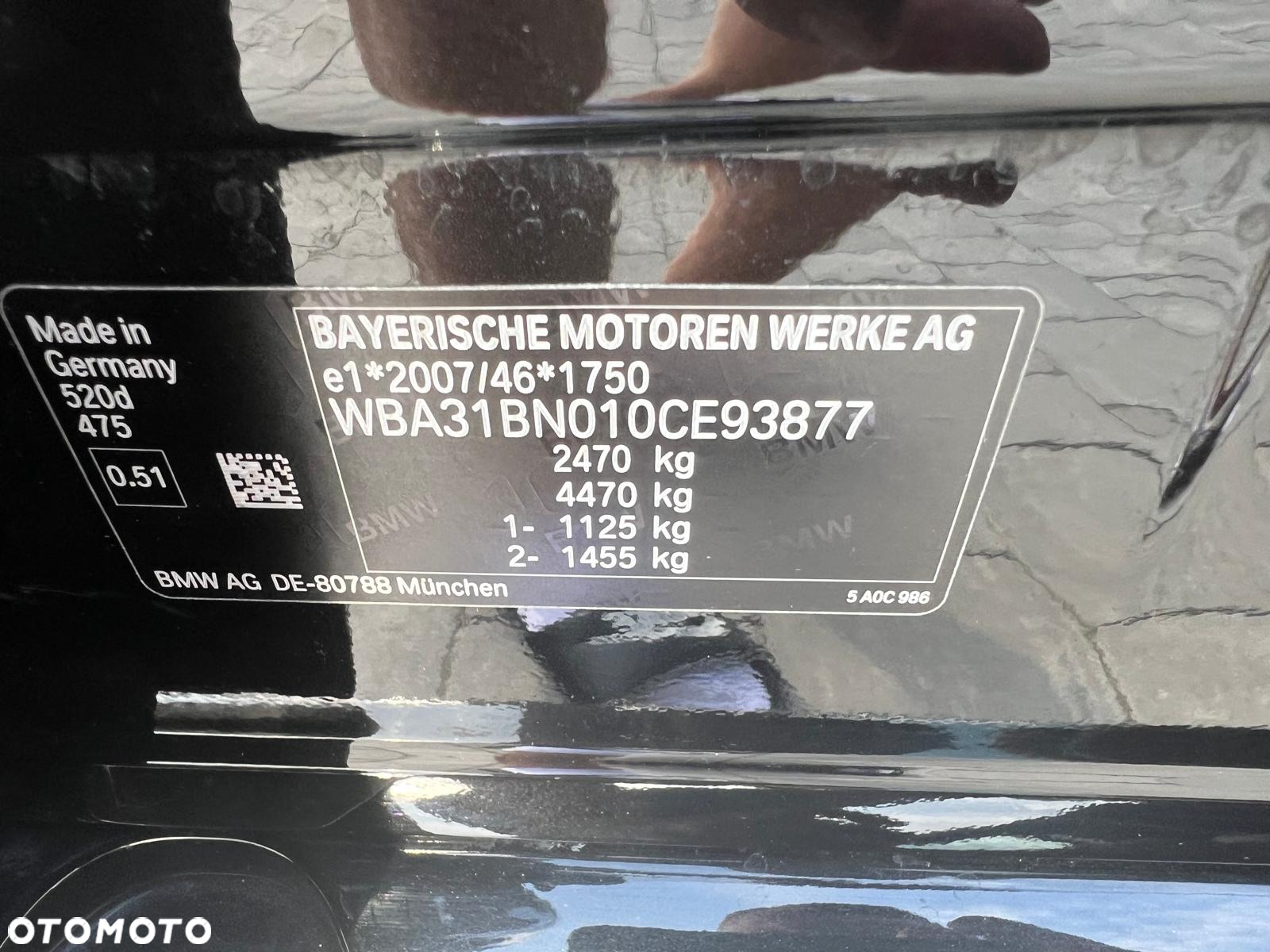 BMW Seria 5 520d Touring - 26