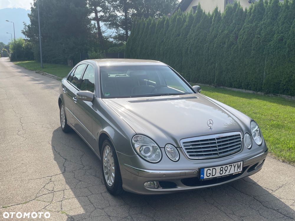 Mercedes-Benz Klasa E - 19