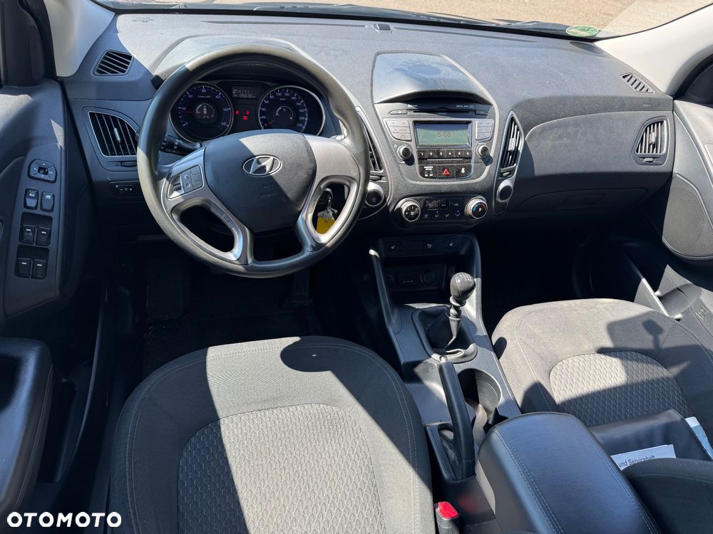 Hyundai Tucson 2.0 CRDi VGT 2WD GLS - 14