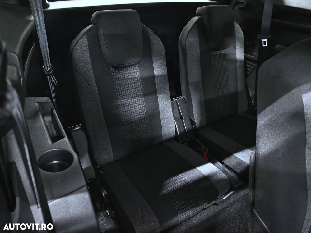 Peugeot 5008 PureTech 130 EAT8 Stop & Start Allure - 30