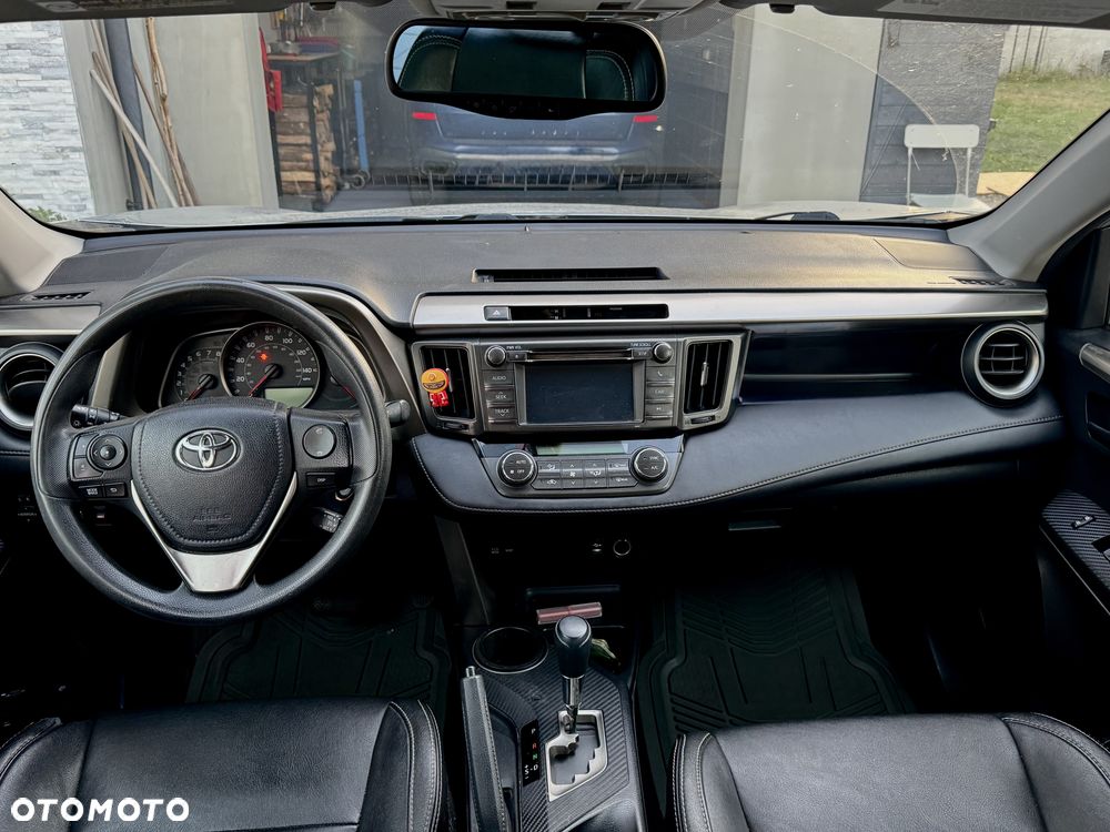 Toyota RAV4 - 5