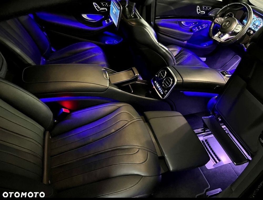 Mercedes-Benz Klasa S 560 4-Matic L 9G-TRONIC - 32