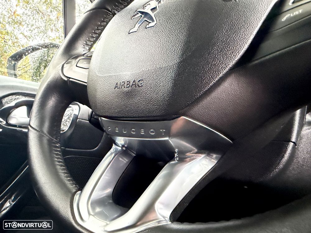 Peugeot 208 1.6 BlueHDi Active - 40