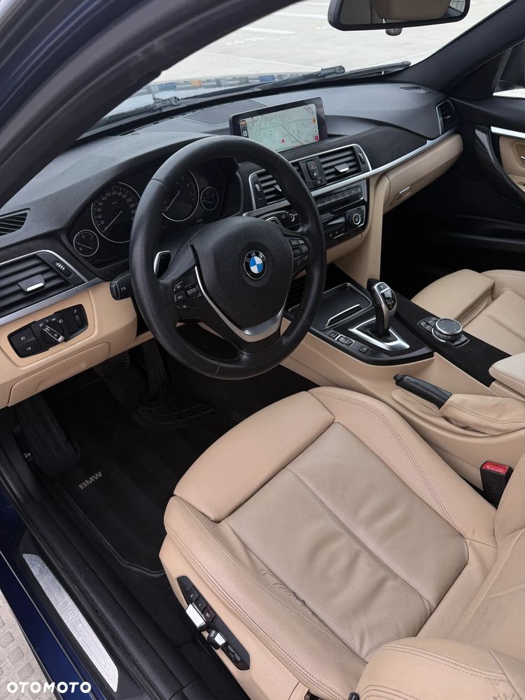 BMW Seria 3 330i - 14