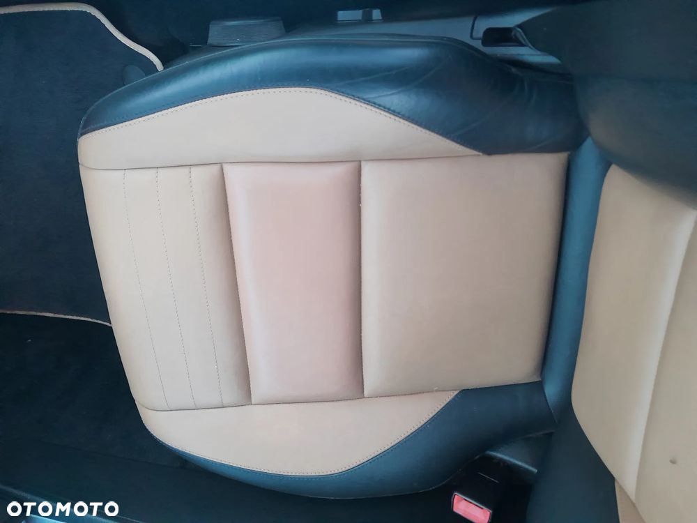 Mercedes-Benz Klasa C 220 CDI DPF Automatik BlueEFFICIENCY Avantgarde - 25