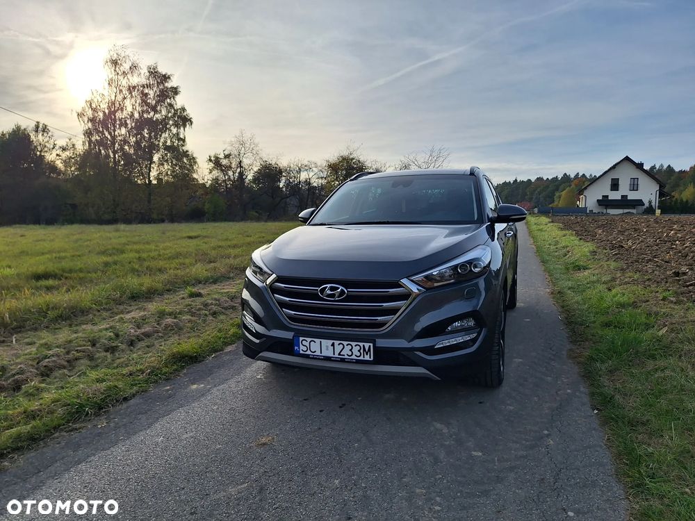 Hyundai Tucson 2.0 CRDI BlueDrive Style 2WD - 12