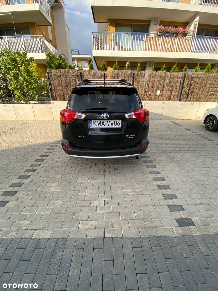 Toyota RAV4 - 4