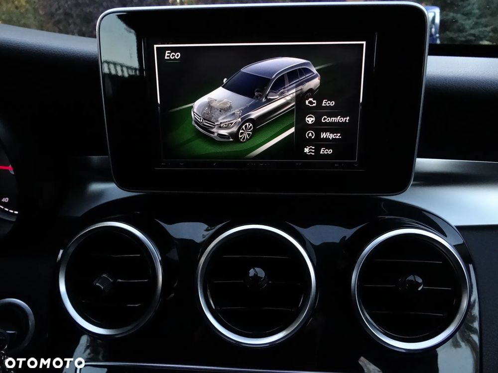 Mercedes-Benz Klasa C 200 (BlueTEC) d T 7G-TRONIC Exclusive - 26