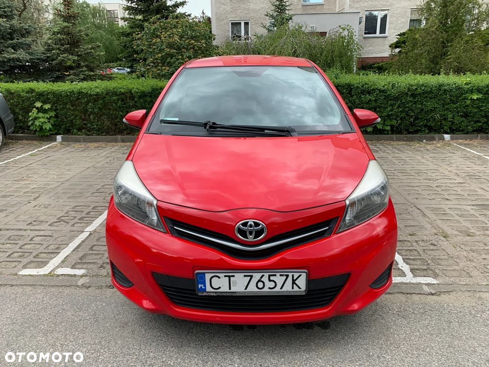 Toyota Yaris 1.33 Premium - 2