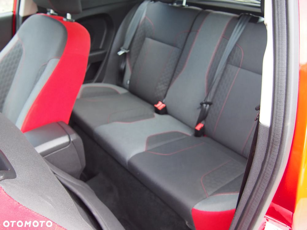 Ford Fiesta 1.0 EcoBoost STart-Stop Titanium - 35