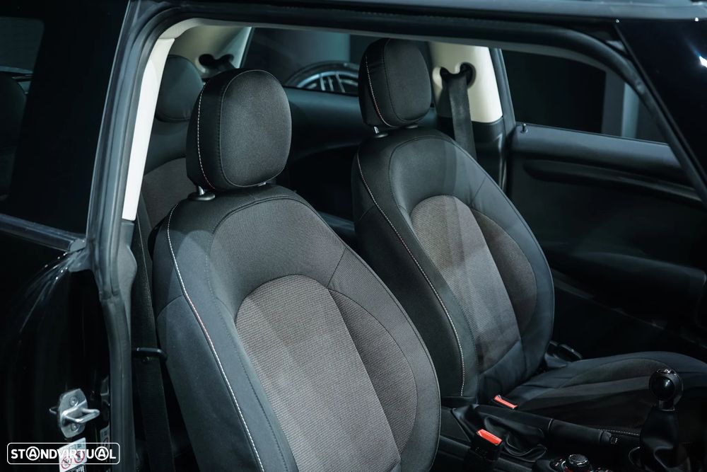 MINI 3 Portas Cooper - 16