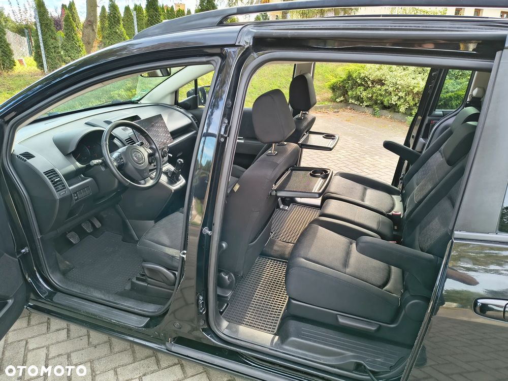 Mazda 5 - 7