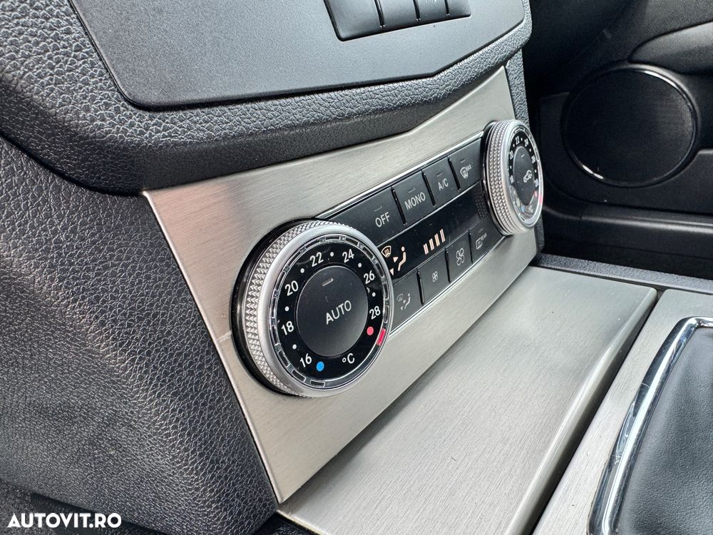Mercedes-Benz C 220 CDI DPF Automatik Avantgarde - 9