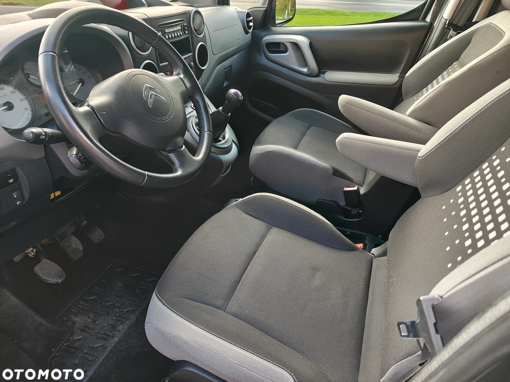 Citroën Berlingo Multispace BlueHDi 100 FEEL - 8