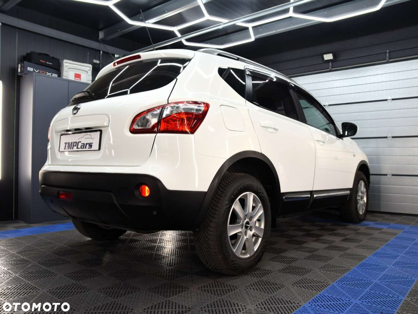 Nissan Qashqai - 4