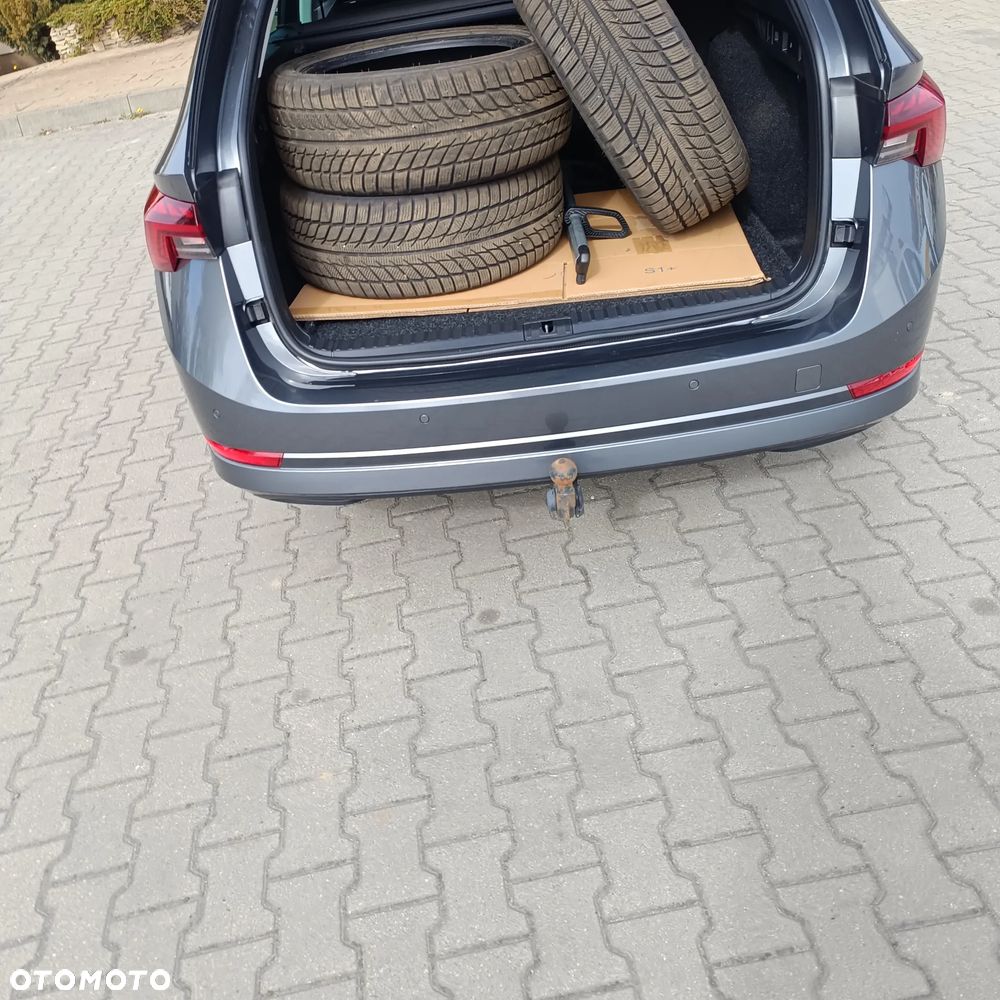 Skoda Octavia 2.0 TDI DSG Selection - 19
