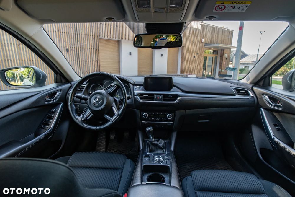 Mazda 6 - 8