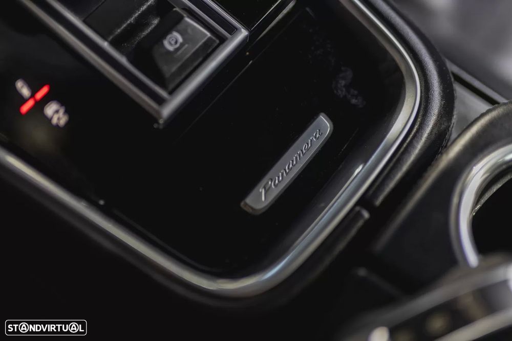 Porsche Panamera - 31