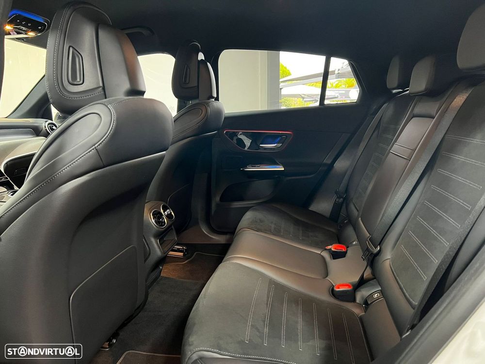 Mercedes-Benz GLC 300 - 11