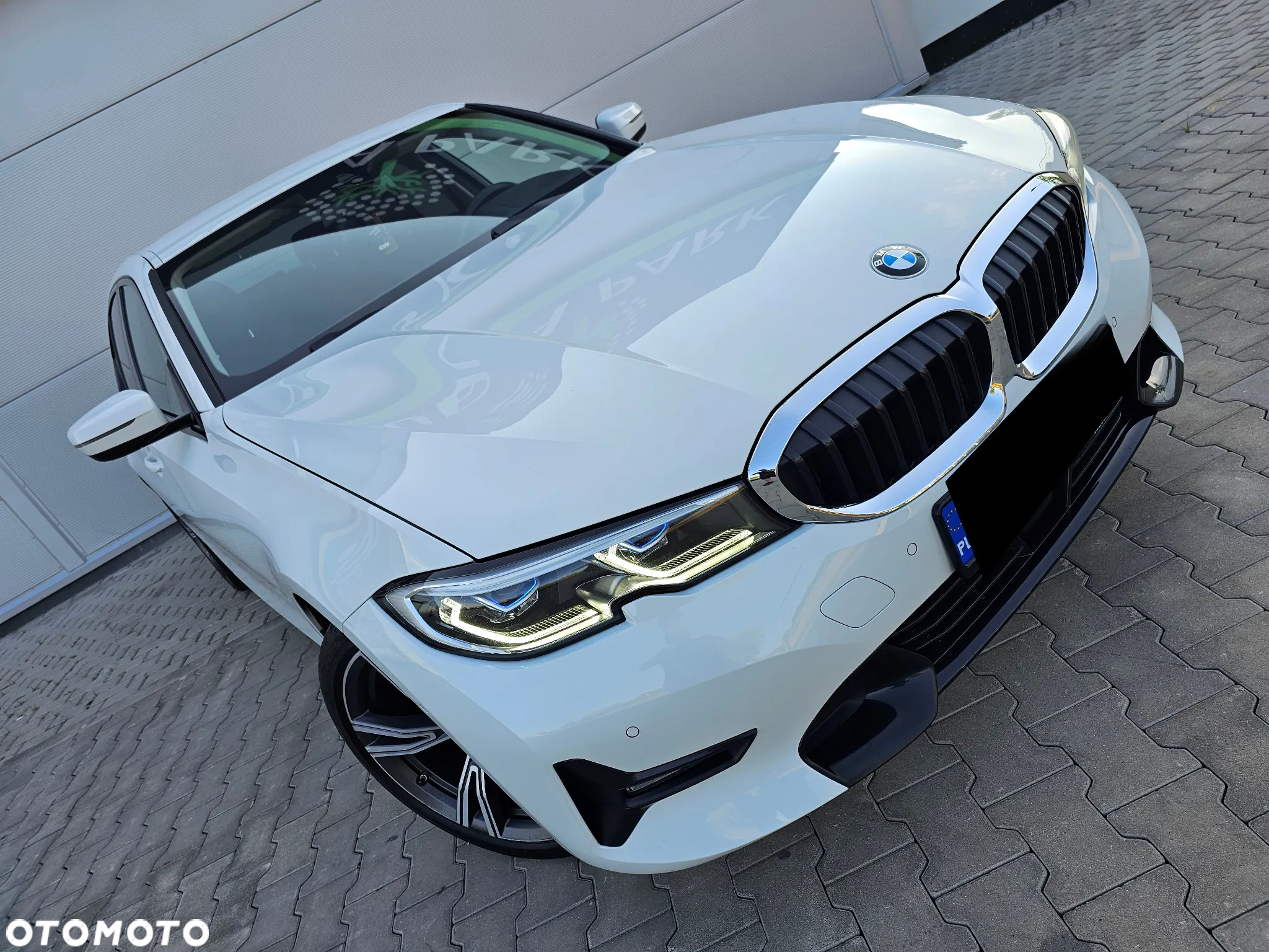 BMW Seria 3 320d xDrive M Sport sport - 2