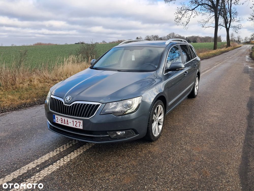 Skoda Superb 1.6 TDI Green tec Ambition - 1