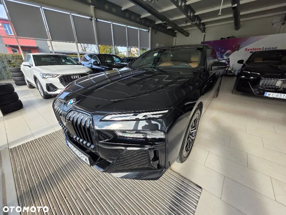 BMW Seria 7 - 27