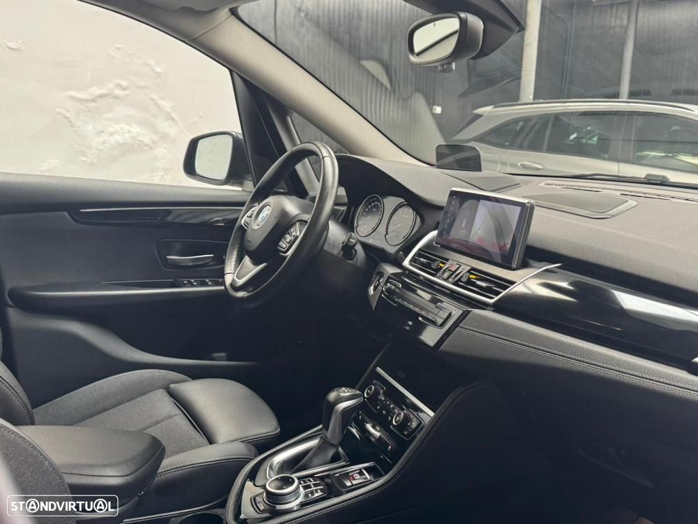 BMW 225xe Active Tourer Line Luxury - 26
