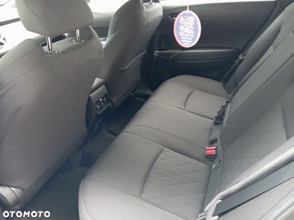 Toyota Corolla Cross - 11
