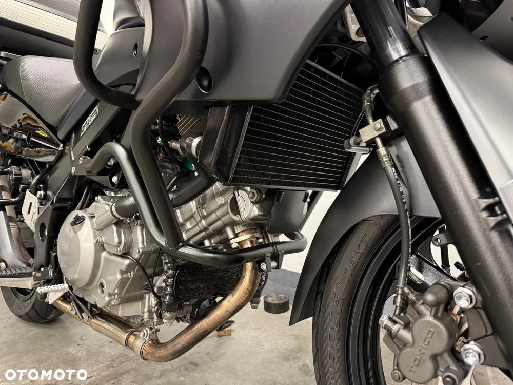 Suzuki V-STROM - 17