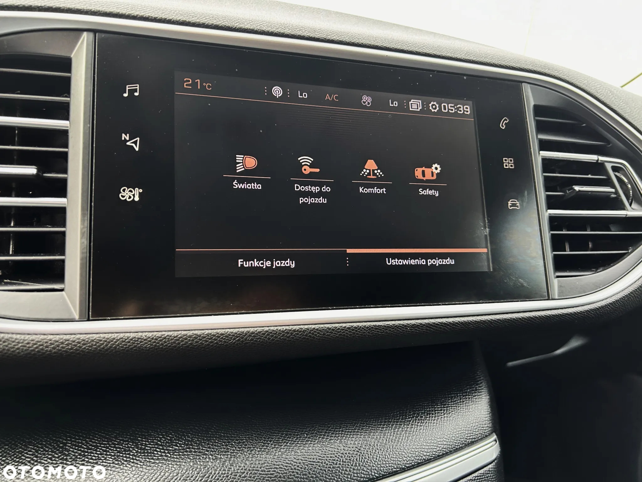 Peugeot 308 BlueHDi FAP 100 Stop & Start Active - 29