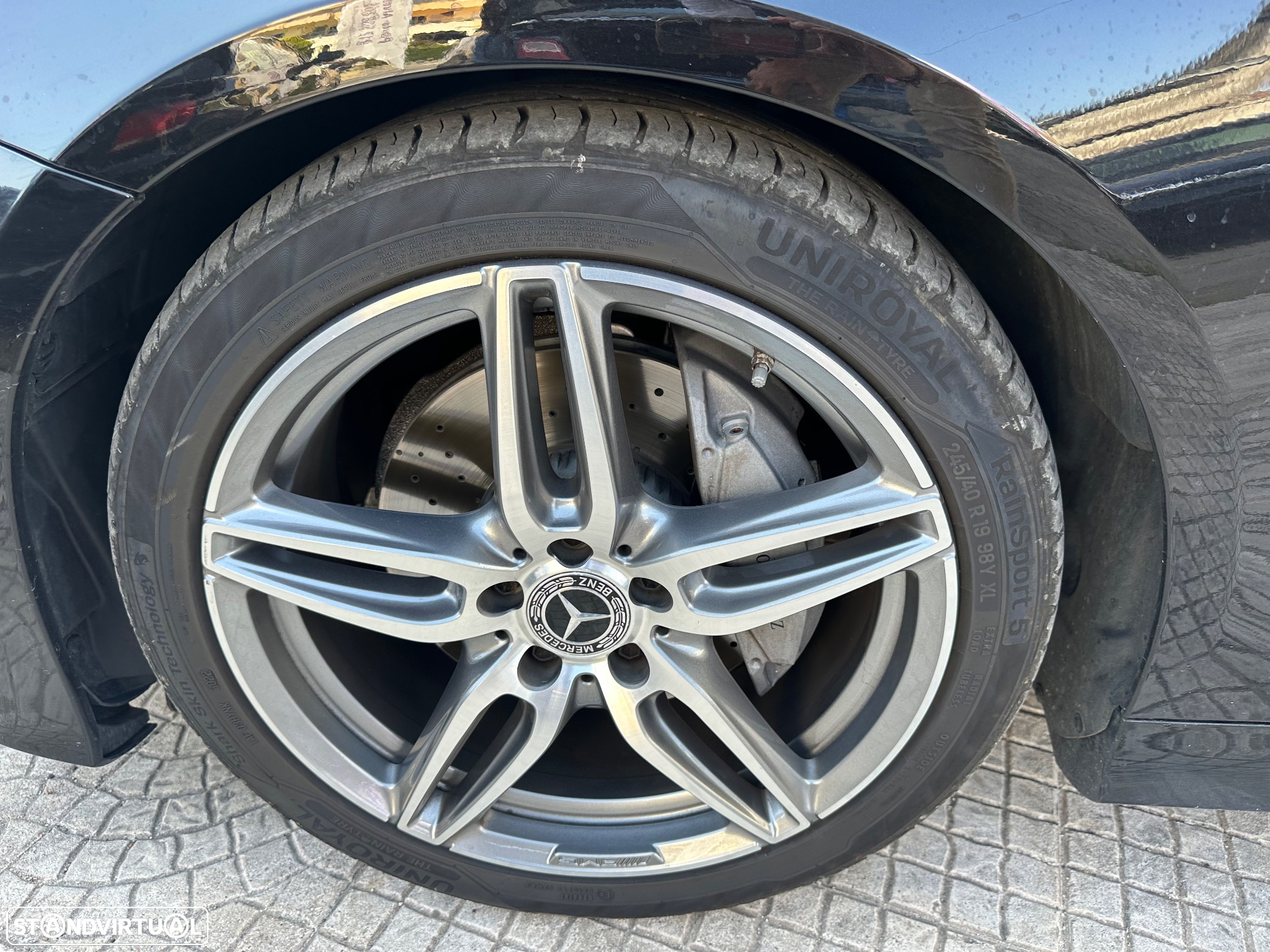 Mercedes-Benz E 220 d AMG Line - 34