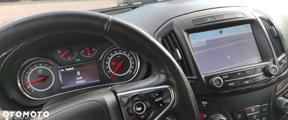 Opel Insignia - 27