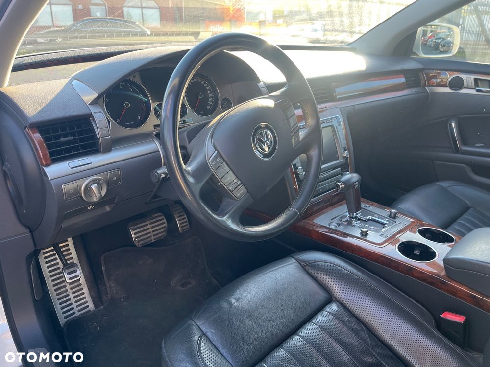 Volkswagen Phaeton 4.2 V8 4MOTION Automatik (5 Sitzer) - 7