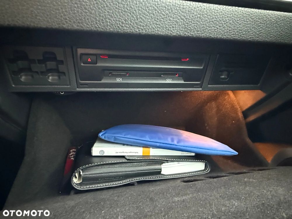 Volkswagen Golf VII 1.6 TDI BMT Highline DSG - 30