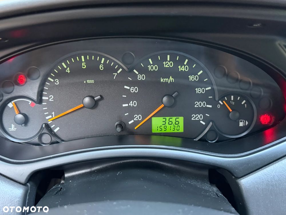 Ford Focus - 11