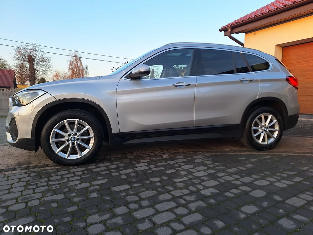 BMW X1 sDrive16d Advantage - 11