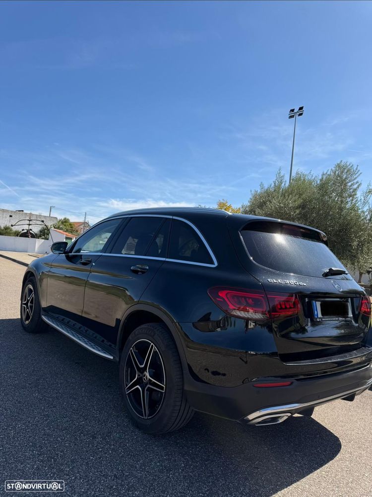 Mercedes-Benz GLC 300 de 4Matic 9G-TRONIC AMG Line - 18