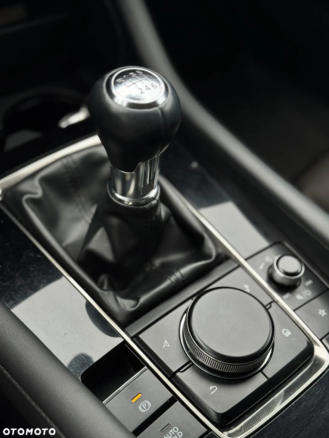 Mazda 3 - 15
